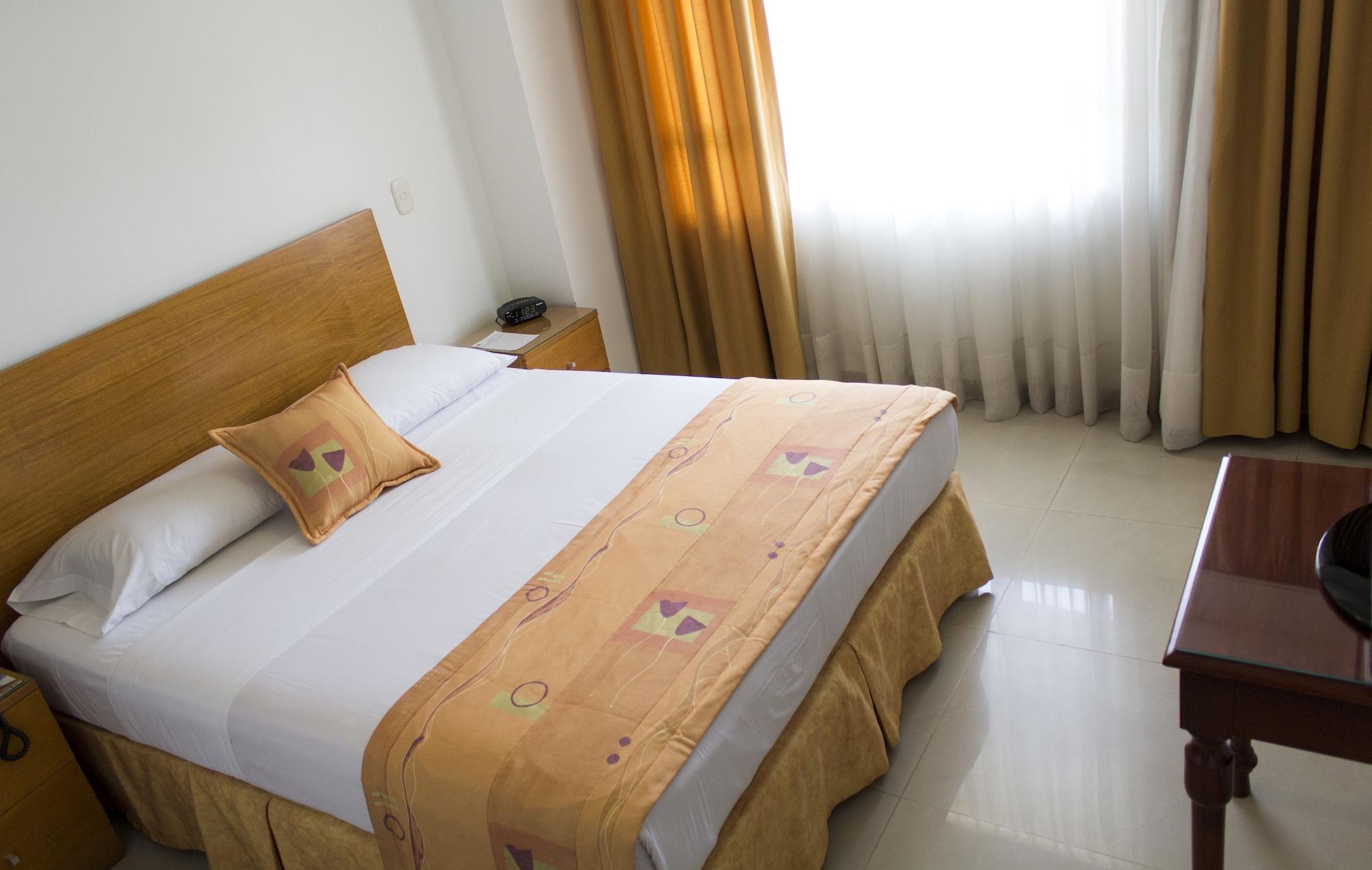 Portal Del Rodeo Apartahotel Medellín Dış mekan fotoğraf
