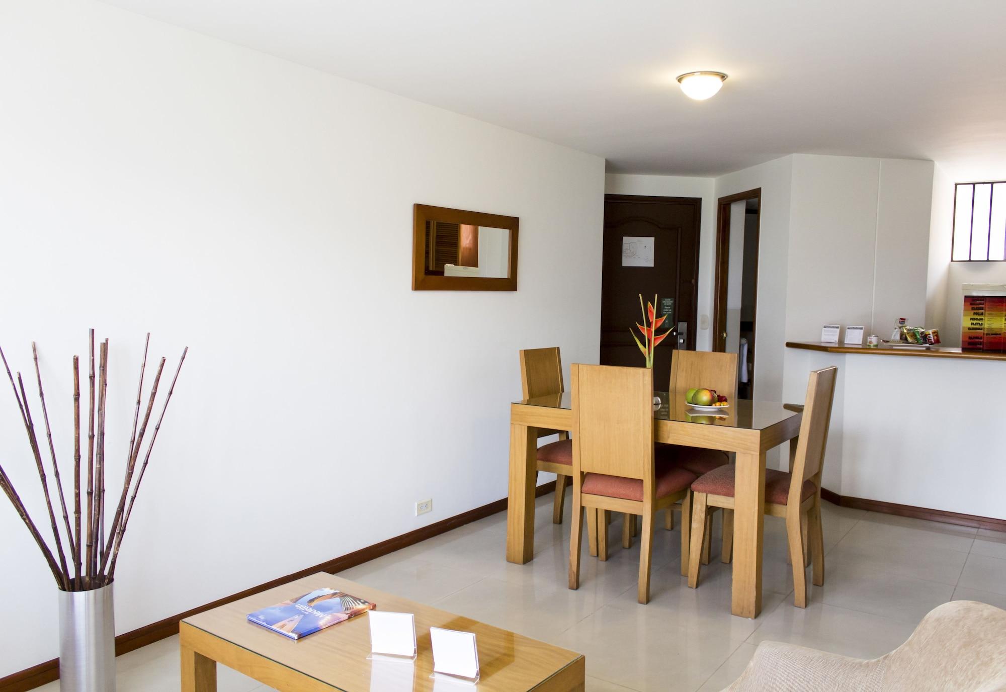 Portal Del Rodeo Apartahotel Medellín Dış mekan fotoğraf