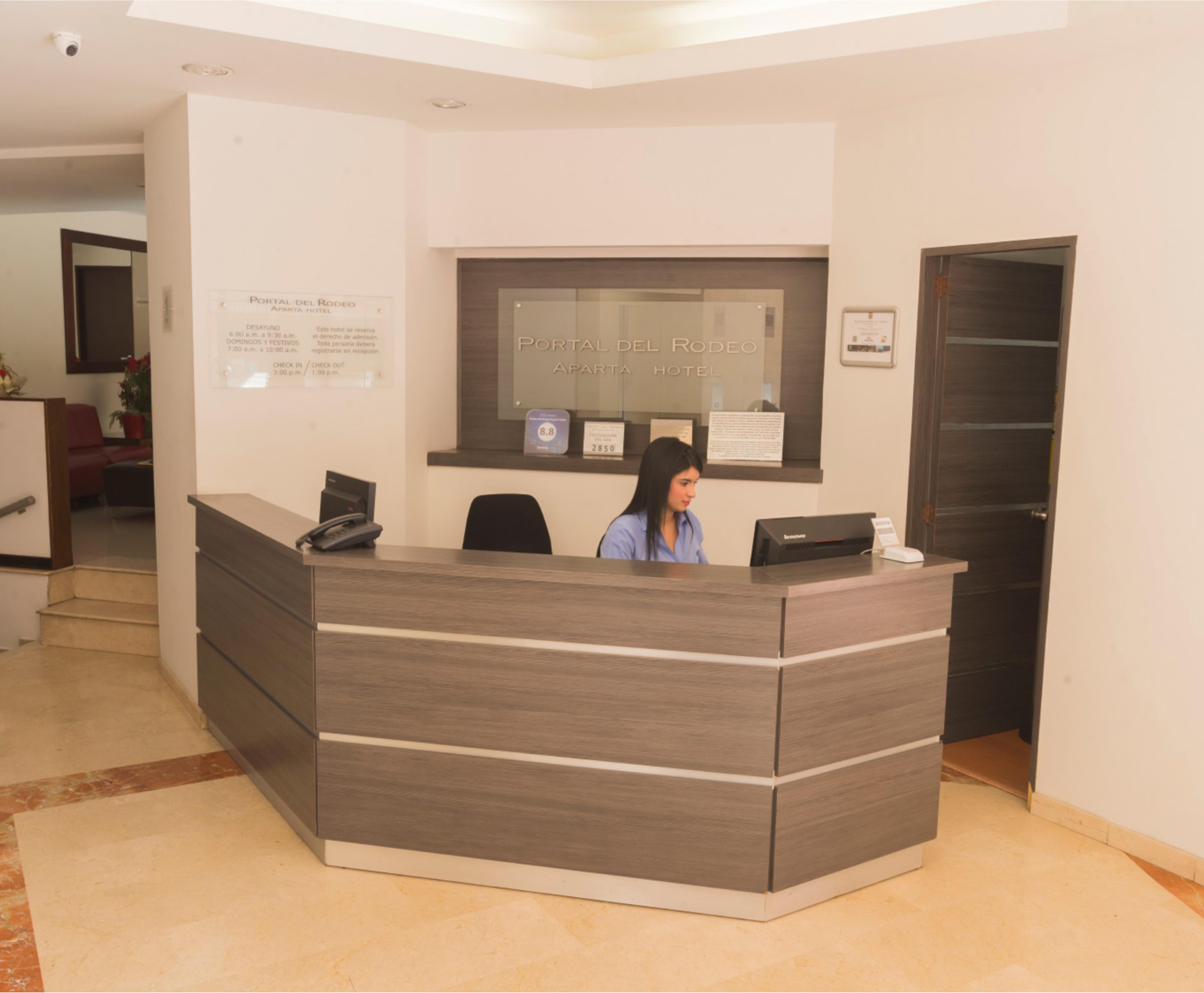 Portal Del Rodeo Apartahotel Medellín Dış mekan fotoğraf