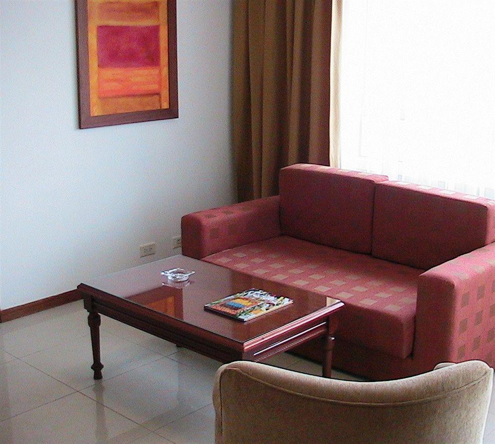 Portal Del Rodeo Apartahotel Medellín Dış mekan fotoğraf