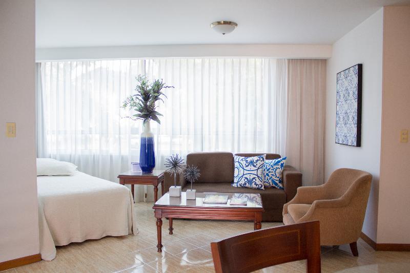 Portal Del Rodeo Apartahotel Medellín Dış mekan fotoğraf